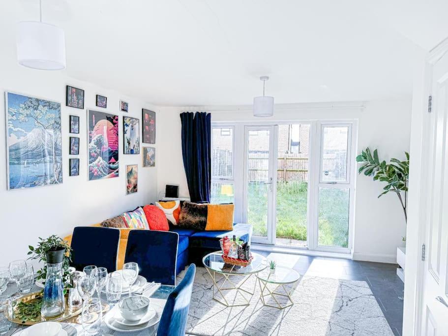 Birmingham Family Home: Spacious 3BR with Garden and Pet-Friendly Exterior photo