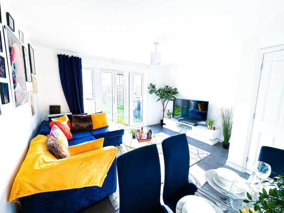 Birmingham Family Home: Spacious 3BR with Garden and Pet-Friendly Exterior photo
