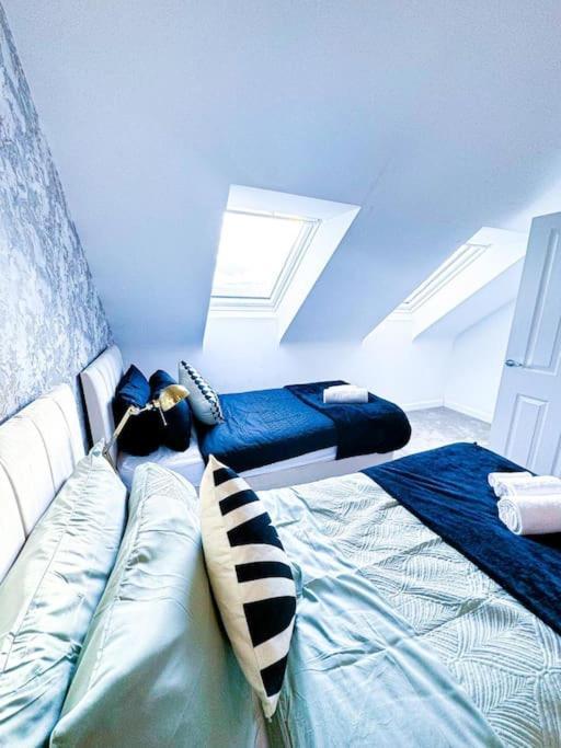 Birmingham Family Home: Spacious 3BR with Garden and Pet-Friendly Exterior photo